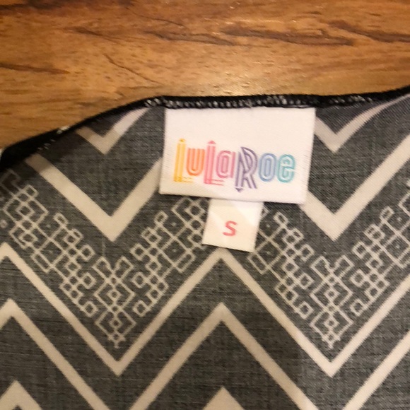 LuLaRoe Shirley NWOT - Picture 3 of 4